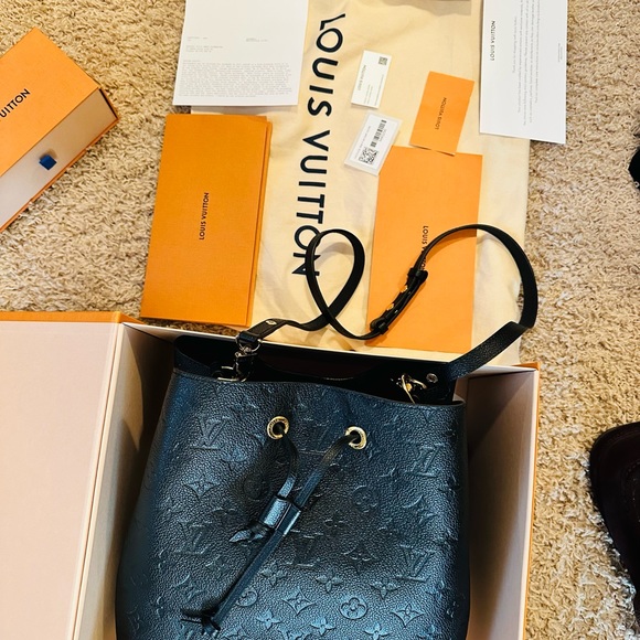 SOLD!!! SOLD!!!  LOUIS VUITTON NEONOE EMPREINTE LEATHER AUTHENTIC - Picture 5 of 13